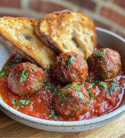 Bowl of Polpette della Nonna